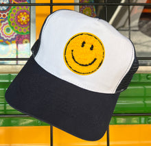 Load image into Gallery viewer, Happy Face Hat
